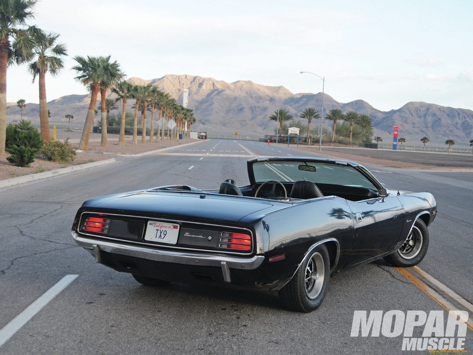 , plymouth, barracuda